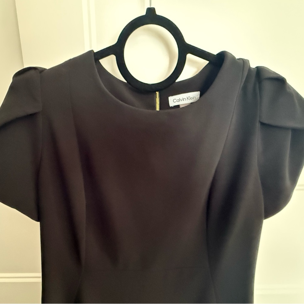 Calvin Klein Black Midi Sheath Dress with Cap Sleeves - Picture 5 of 6